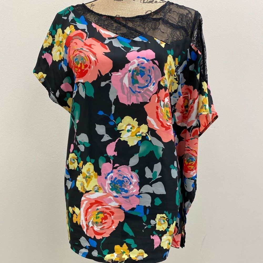 Sugarlips bright floral and black lace dolman sleeve tunic blouse top